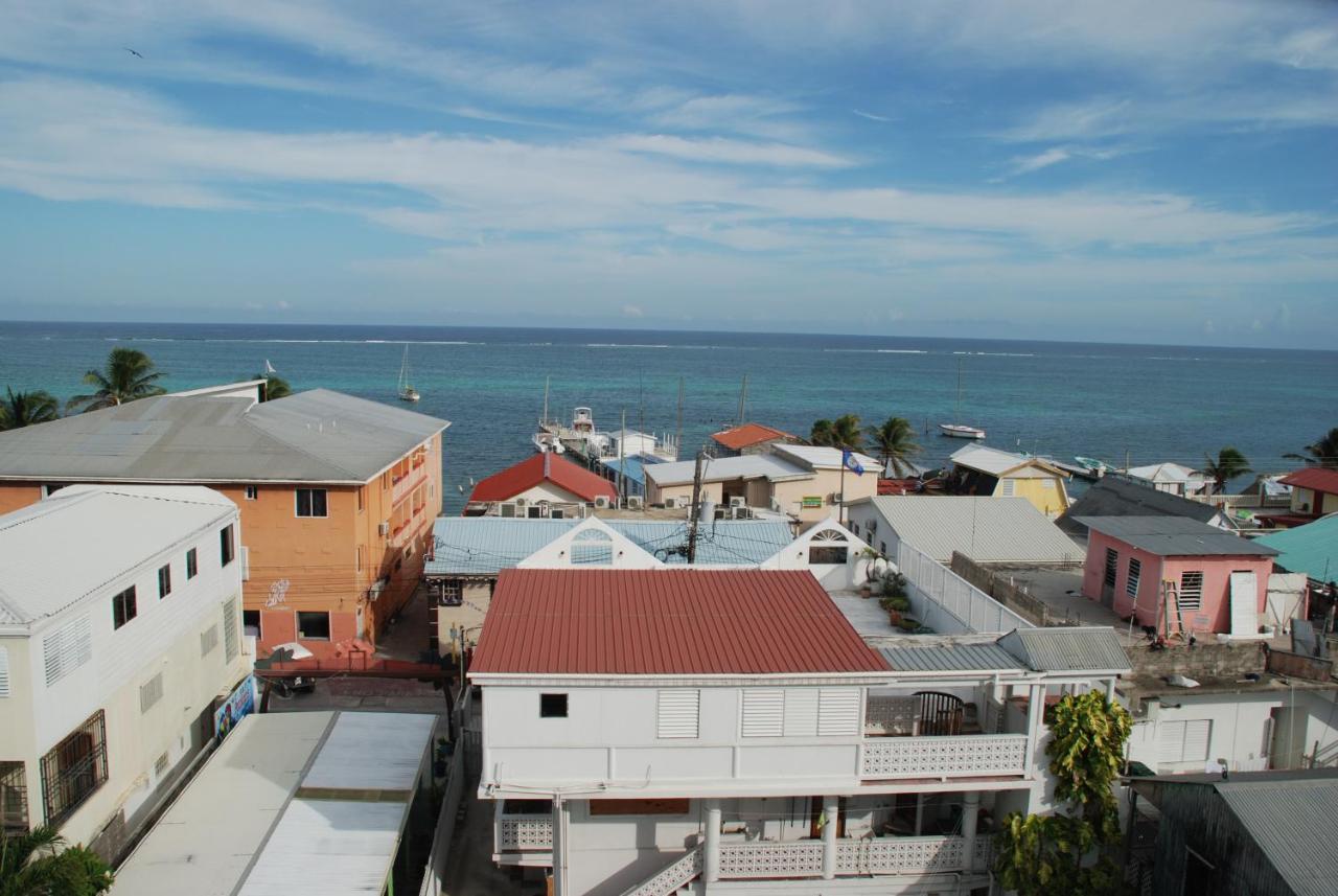 hotel coastalbay 2 San Pedro  Exterior foto